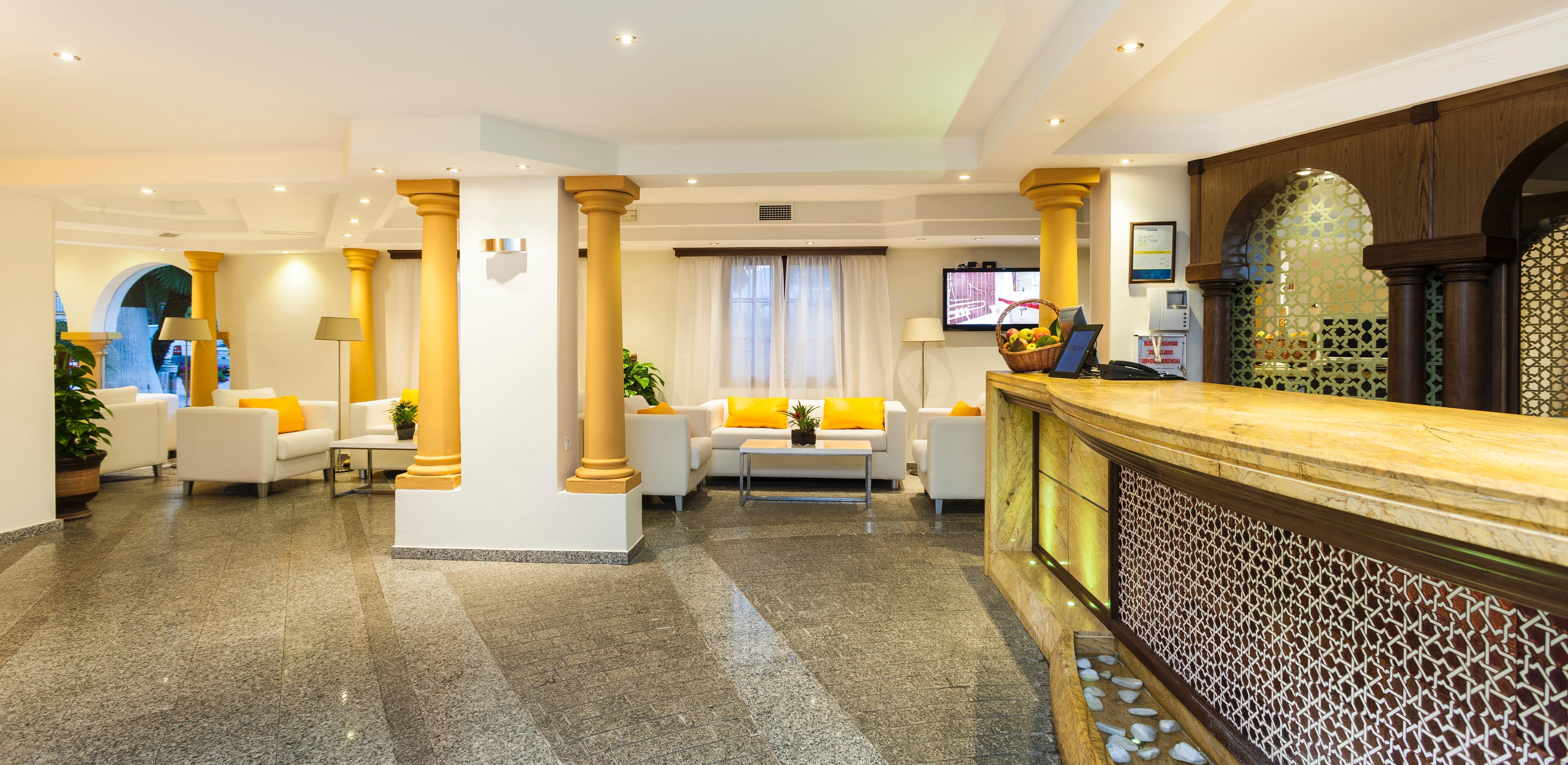 Globales Cortijo Blanco Hotel Marbella Luaran gambar